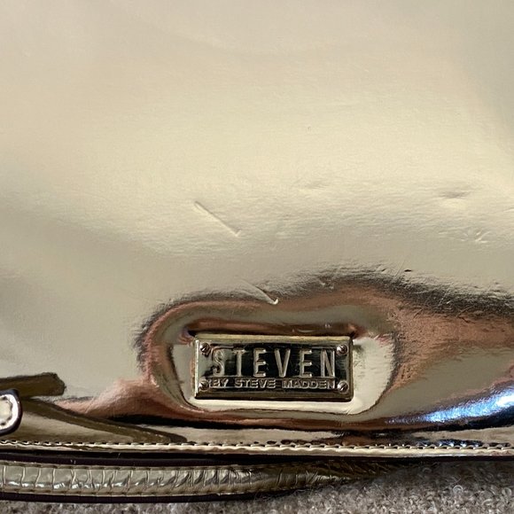 Steven by Steve Madden Light Gold Chrome Crossbody Bag - Picture 5 of 10
